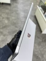 Microsoft Pro 5 Core i5 8GB RAM 256GB SSD - Image 2